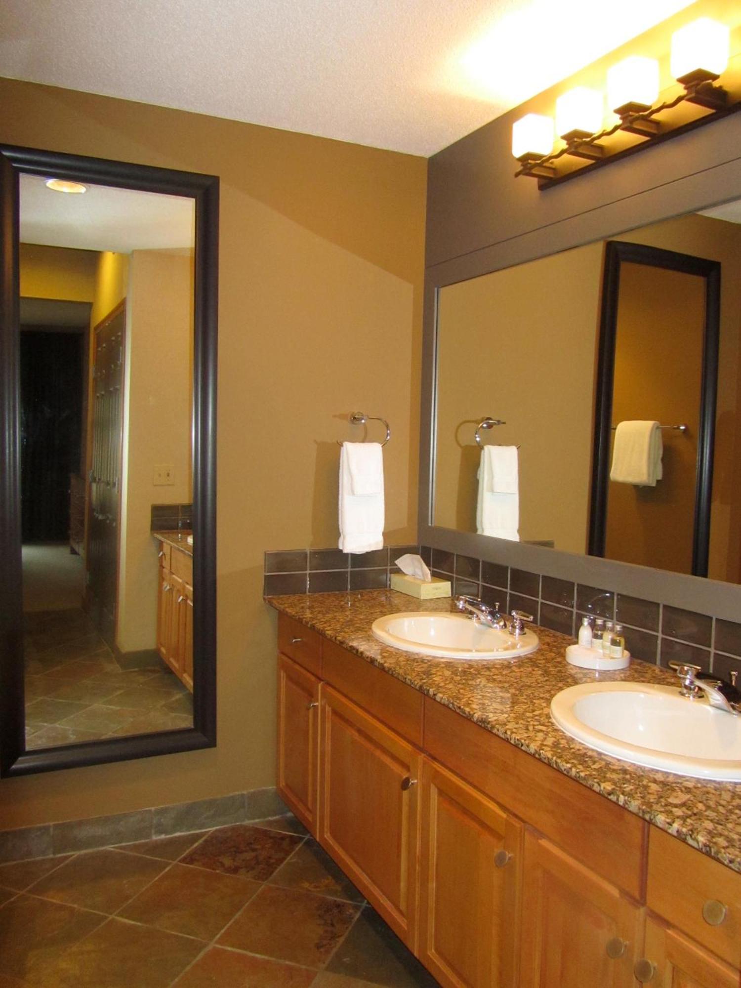 קאנמור Platinum Suites Resort - Vacation Rentals מראה חיצוני תמונה